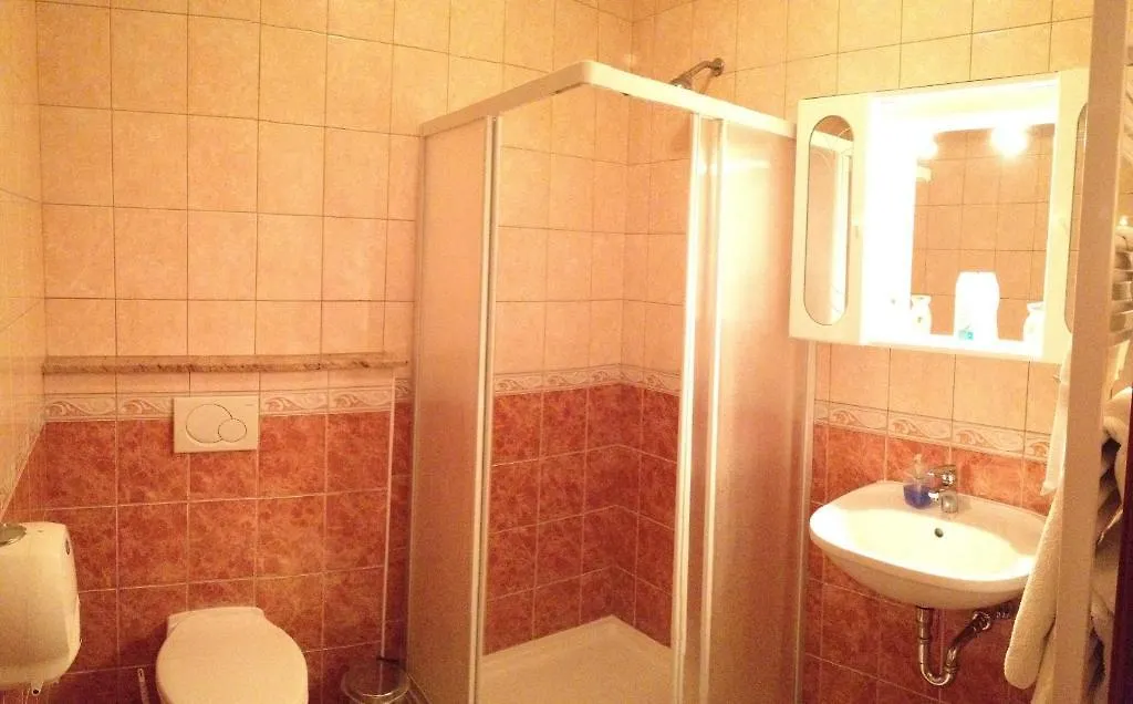 Bed & Breakfast Fehertoi Halaszcsarda Es Szalloda