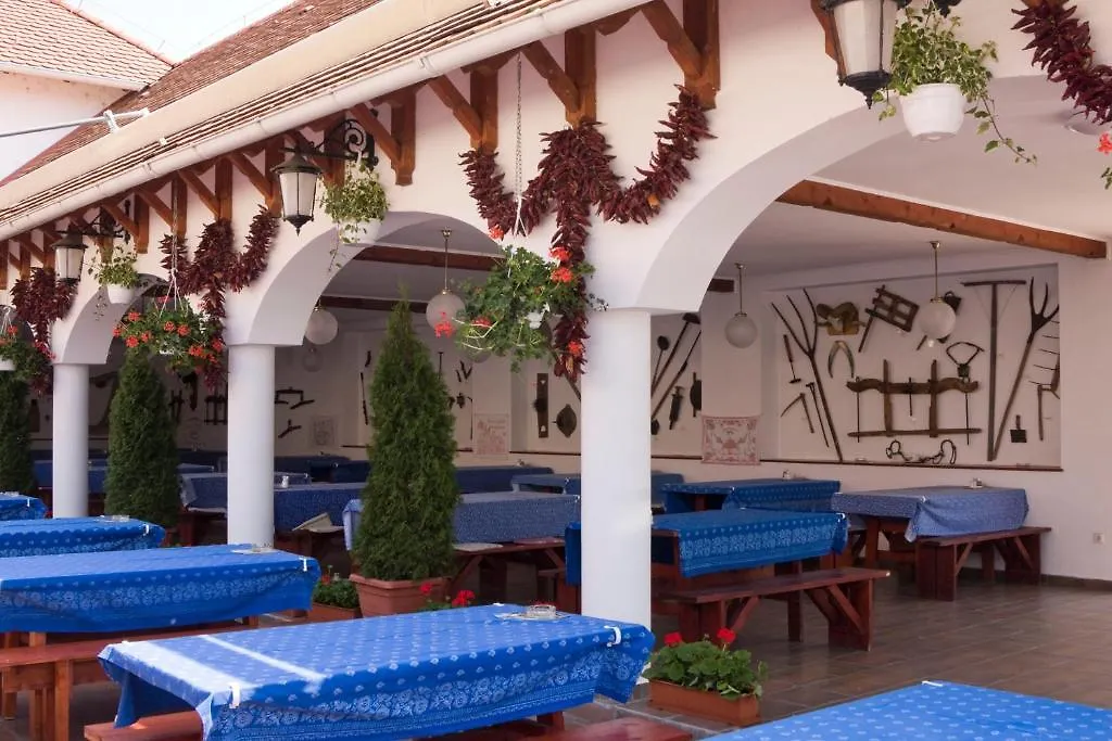 Fehertoi Halaszcsarda Es Szalloda Bed & Breakfast Szatymaz